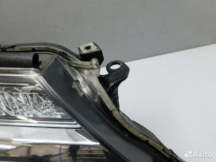 Фара правая Toyota RAV4