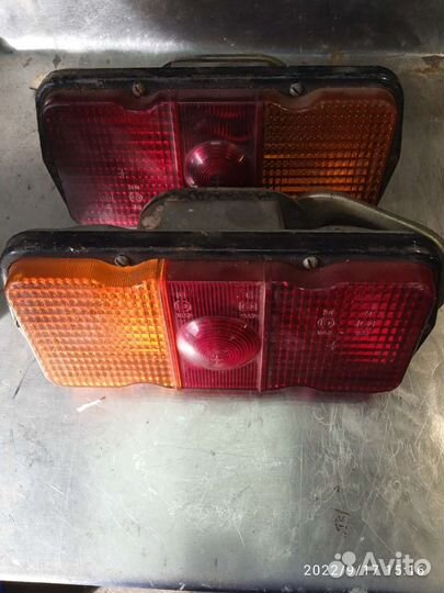 Фонари задние(2шт.)