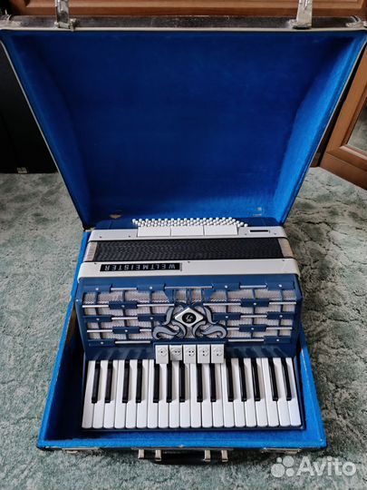 Аккордеон Weltmeister Cordal 3/4