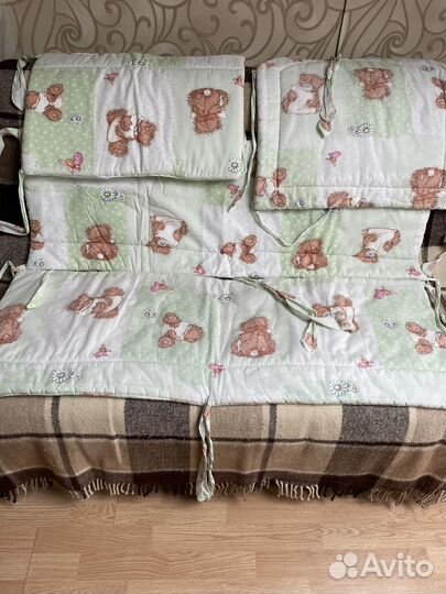 Бортики на кроватку