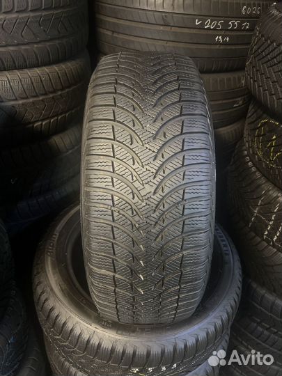 Bridgestone Blizzak VRX 205/55 R16