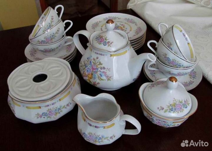Фарфоровый чайный сервиз гдр