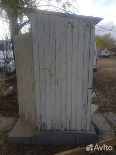 Туалет уличный деревянный
