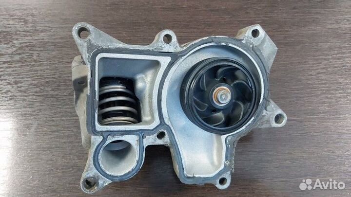 Помпа водяная Bmw X3 2.0D E83 N47 2009