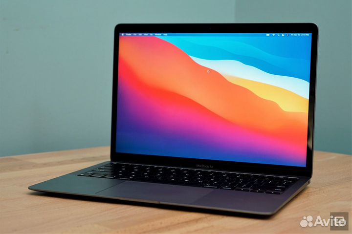 Новый Macbook Air 13 M1 8gb 256gb