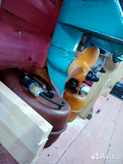 Лодочный мотор