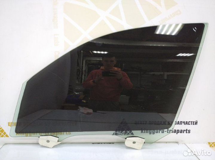 Стекло двери переднее левое Bmw X7 G07 2019-2022