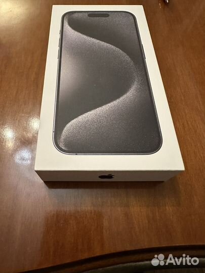 iPhone 15 Pro, 256 ГБ