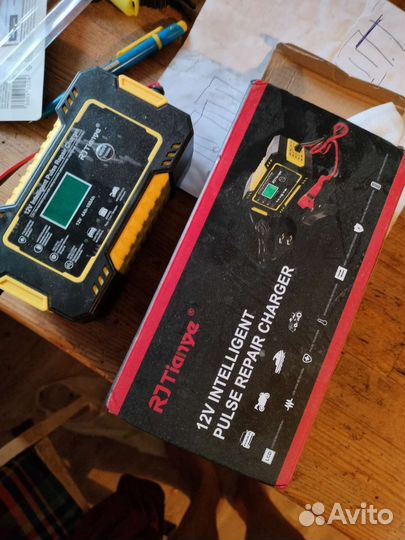 Зарядка для аккумулятора