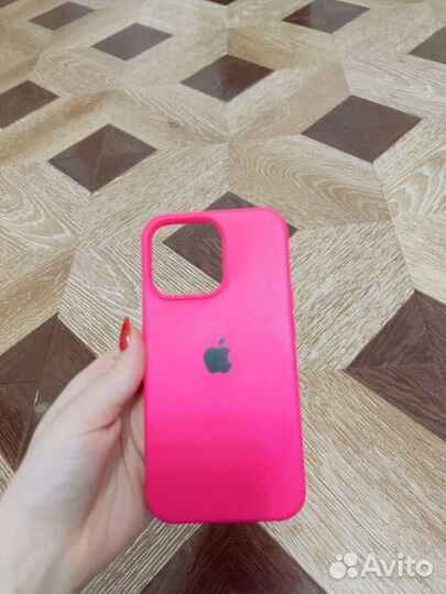 Чехол на iPhone 13 pro