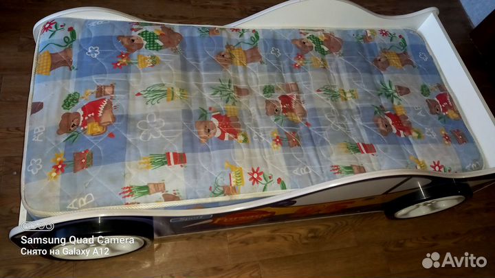 Продам кровать-машинка. Торг