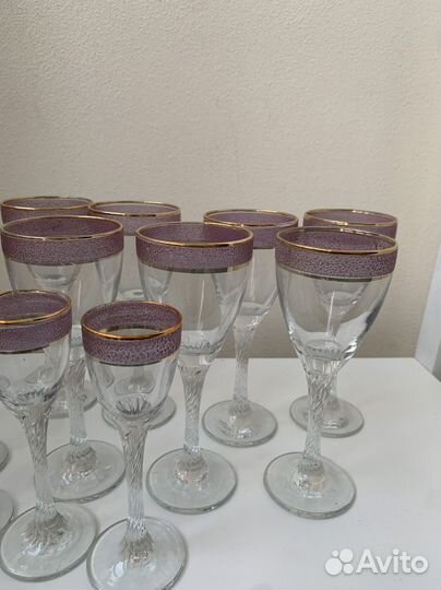 Бокалы фужеры рюмки столовые приборы хлебница