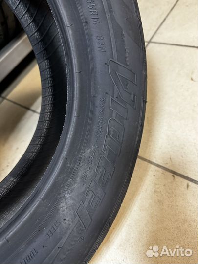 Viatti Strada Asimmetrico V-130 175/65 R14 82H