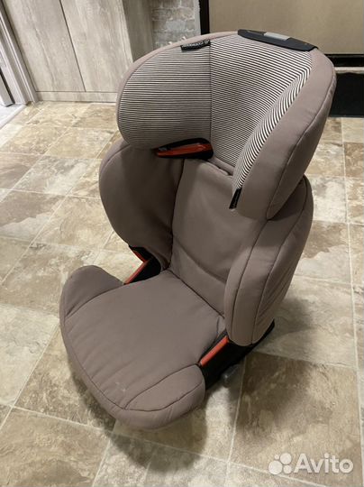 Автокресло детское Maxi-Cosi RodiFix