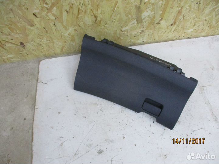 Бардачок Тойота Королла 150