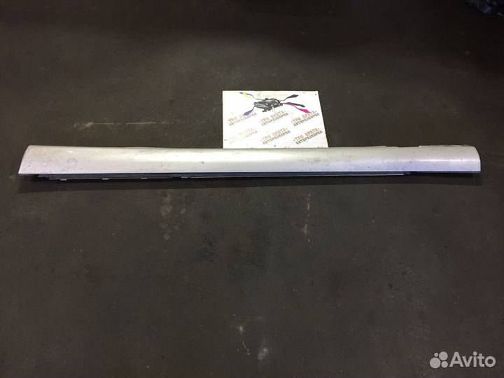 Мерседес С-Класс накладка порога левая