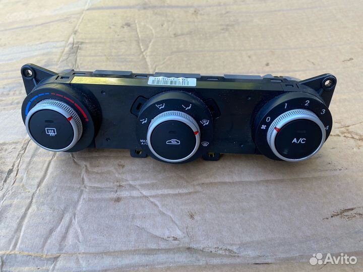 Блок управления климат контролем Kia Ceed 1 ED