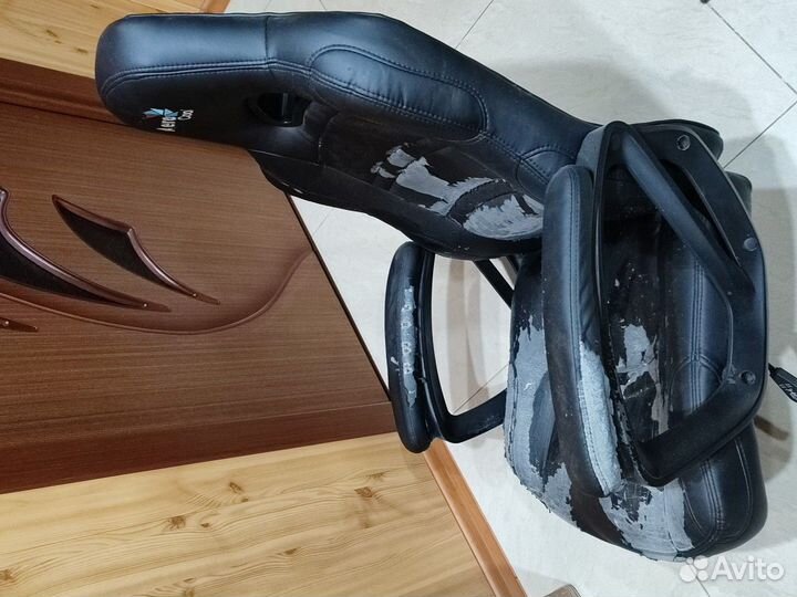 Компьютерное кресло