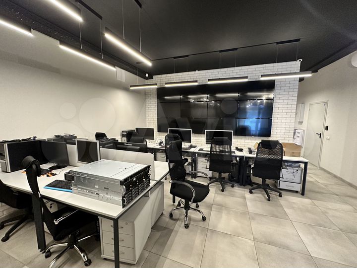 Офис с отдельным входом в центре, 68.8 м²