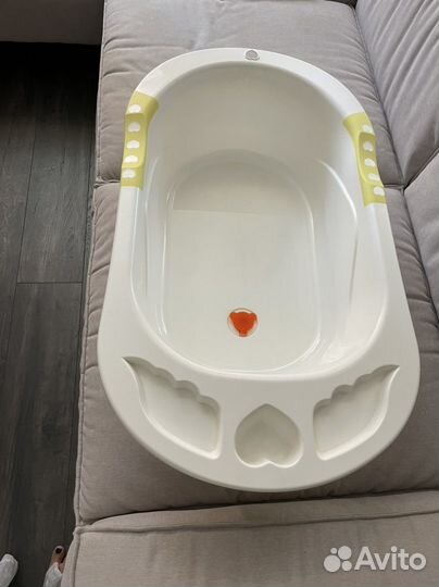 Ванночка для купания с горкой