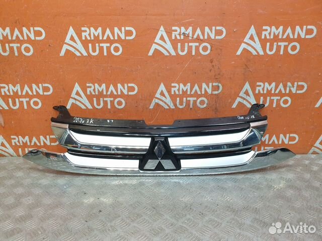 Решетка радиатора Mitsubishi Outlander 3 2015-2018