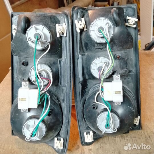 Задний стоп сигнал