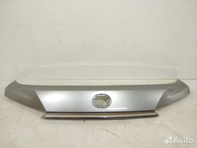 Накладка крышки багажника задняя Lexus Rx 4