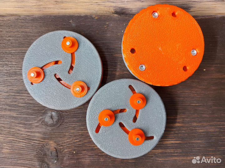 Столик для чистки монет