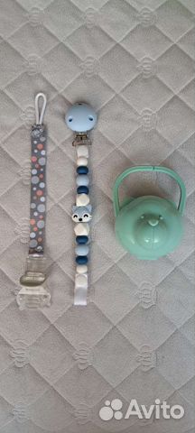 Держатели и контейнер для сосок