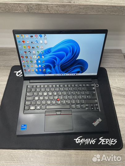 Ноутбук lenovo 16/512gb
