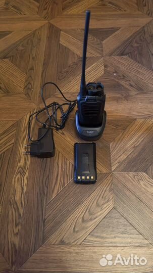 Радиостанция носимая Такт 301