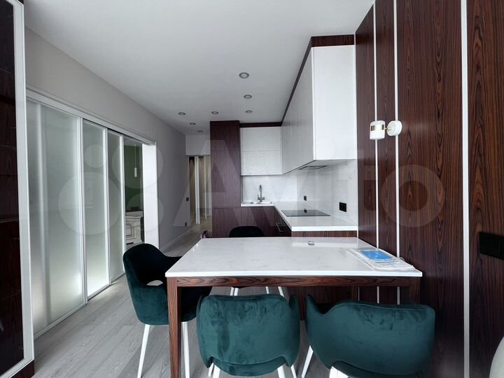 2-к. квартира, 56 м², 15/21 эт.