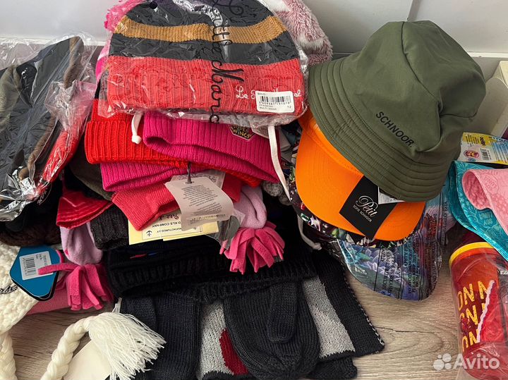 Пакет вещей на доставке