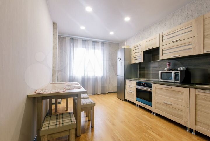 2-к. квартира, 61,6 м², 13/17 эт.