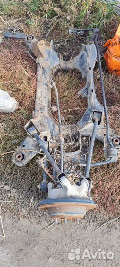 Задний подрамник Honda Crosstour