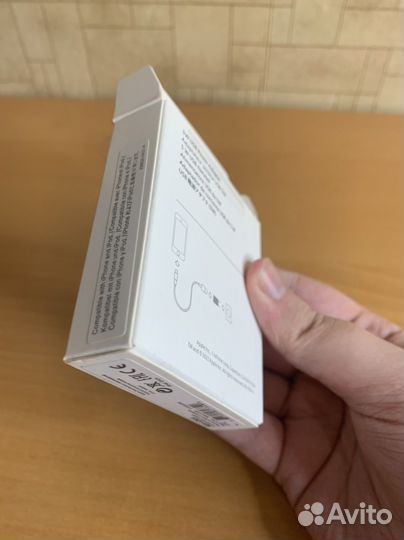 Коробки от Apple