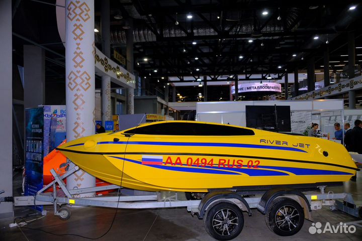 River Jet / мобильный катер для путешествий