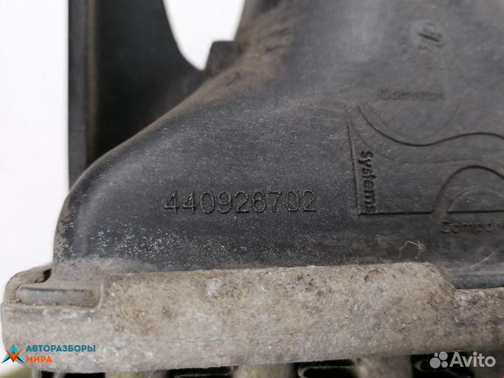 Интеркулер Opel Corsa D 2008 55702004