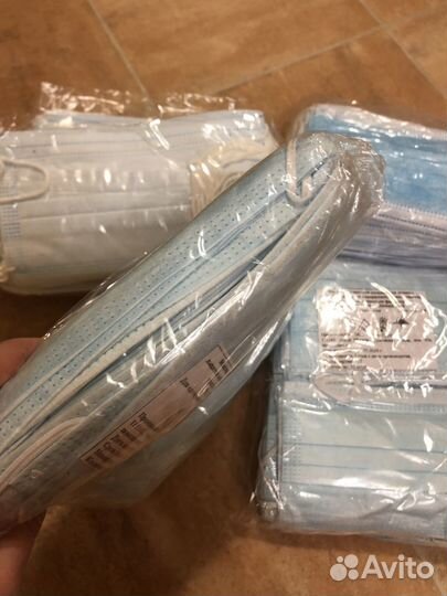 Маска одноразовая медицинская