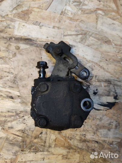 Насос гидроусилителя Mazda Demio DW3W B3