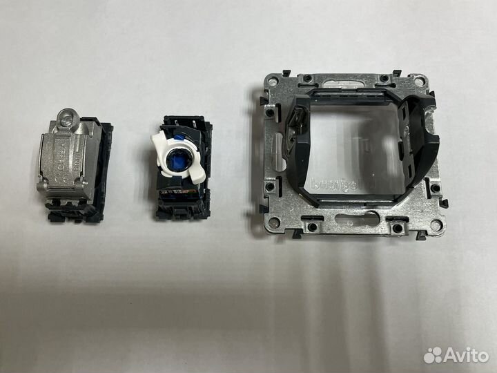 TV-RJ45 розетка Legrand