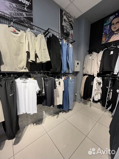 Продам готовый бизнес магазин одежды