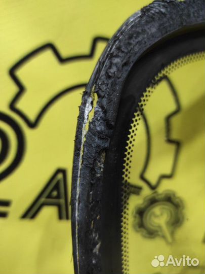 Лобовое стекло Toyota Corona ST191 3S-FE 1995