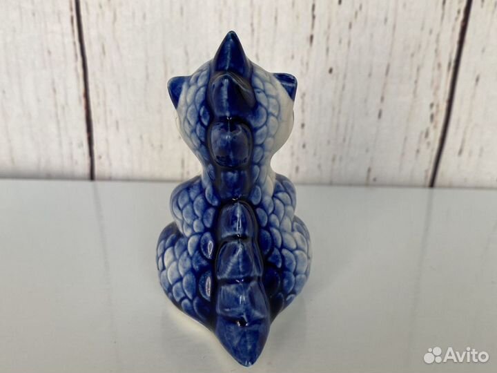 Фигурка гжель