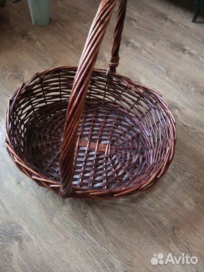 Корзина плетеная большая