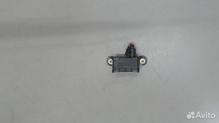 Датчик ускорения Volkswagen Touareg, 2011