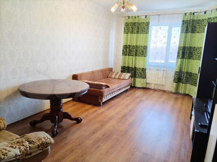 2-к. квартира, 64 м², 8/11 эт.