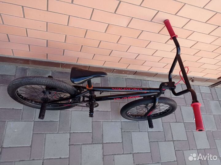 Трюковой велосипед bmx
