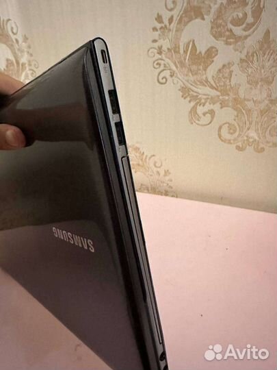 Ноутбук samsung np355v5c
