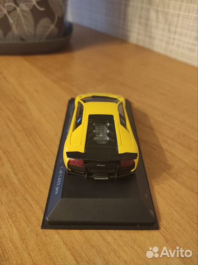 1:43 Lamborghini (Minichamps)